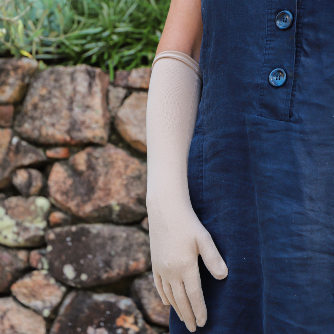 Foxglove protex gloves for skin conditions and sun protection